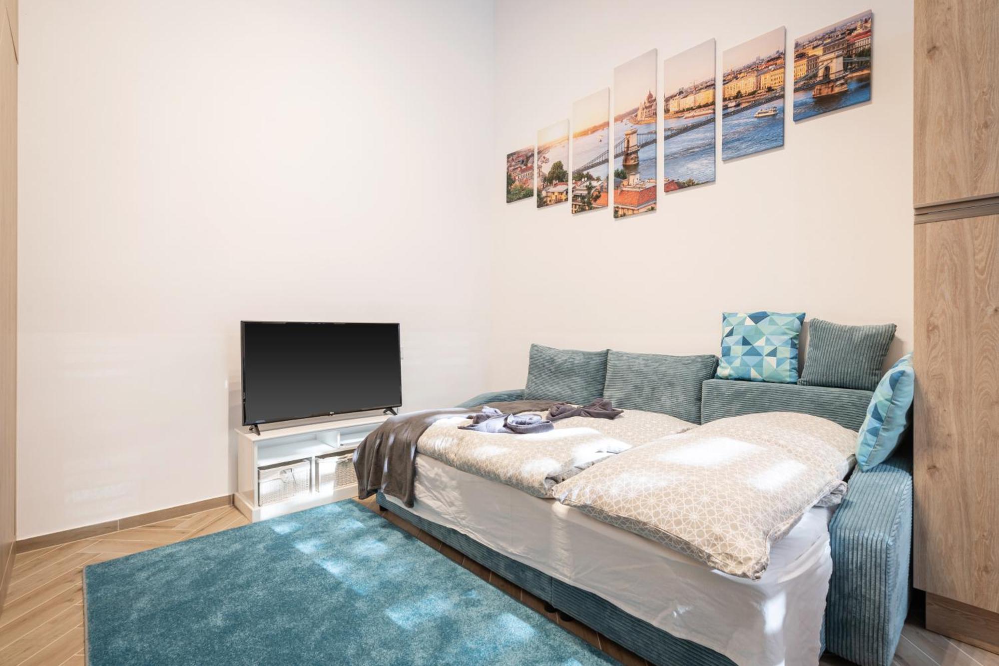 Market Hall Double Apt