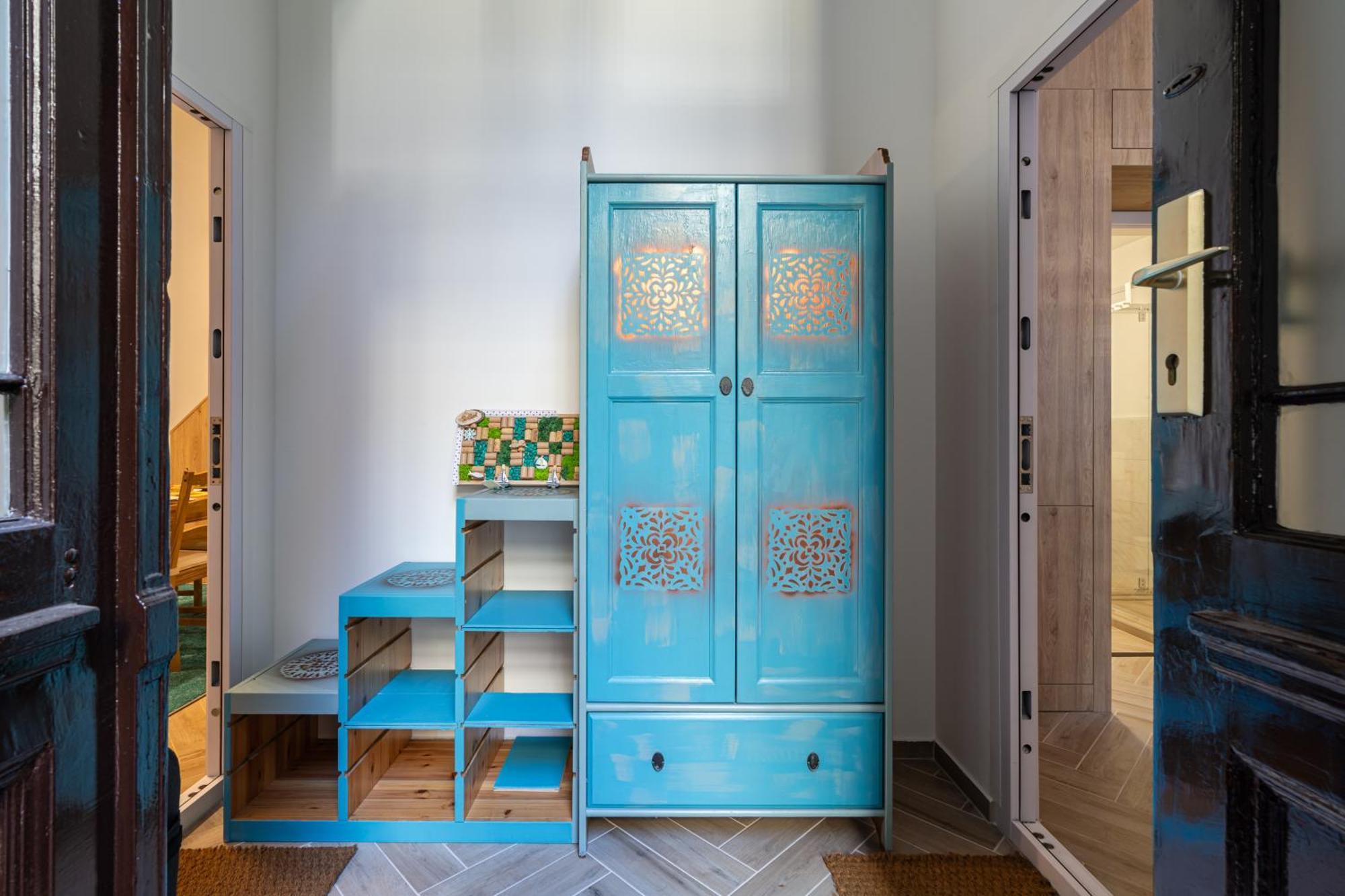 Apartment Market Hall Double Apt *